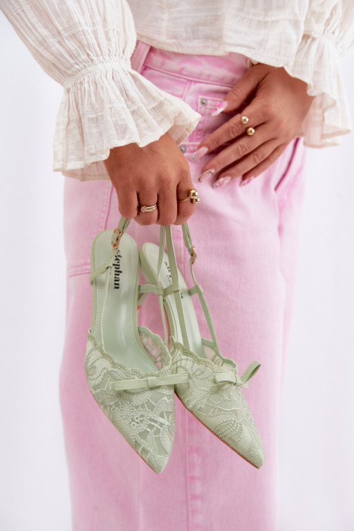 Sandálias com cordões Feminino Habilitado obcasie com fitas cor verde Tem que serribelle