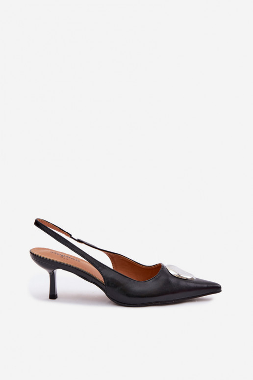 Sandálias femininas com salto fino Com decorações Detalem cor preta Isadora