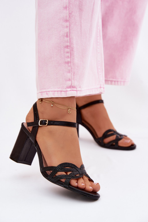 Sandálias femininas de salto alto cor preta Antonella