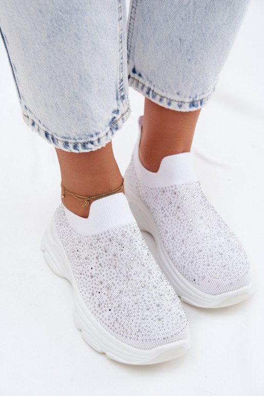 Ténis brancos femininos slip-on com decoração Melorae