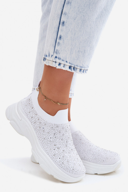 Ténis brancos femininos slip-on com decoração Melorae