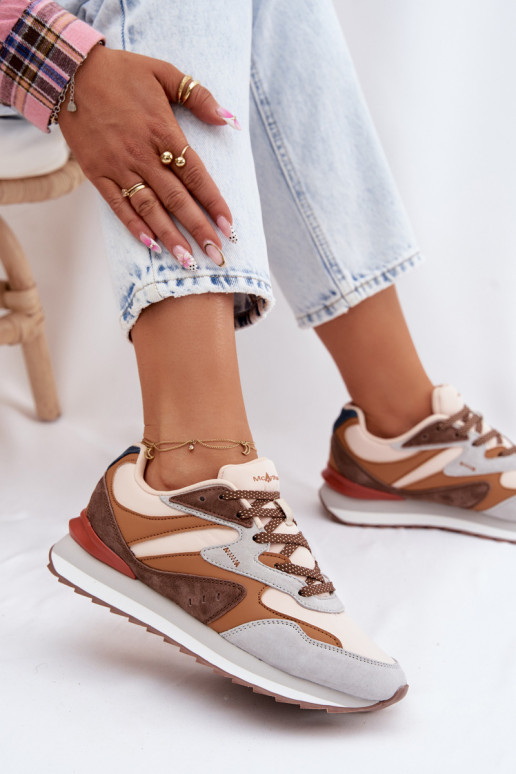 À modalo de tênis Feminino de camurça McArthur MA253EM cor marrom