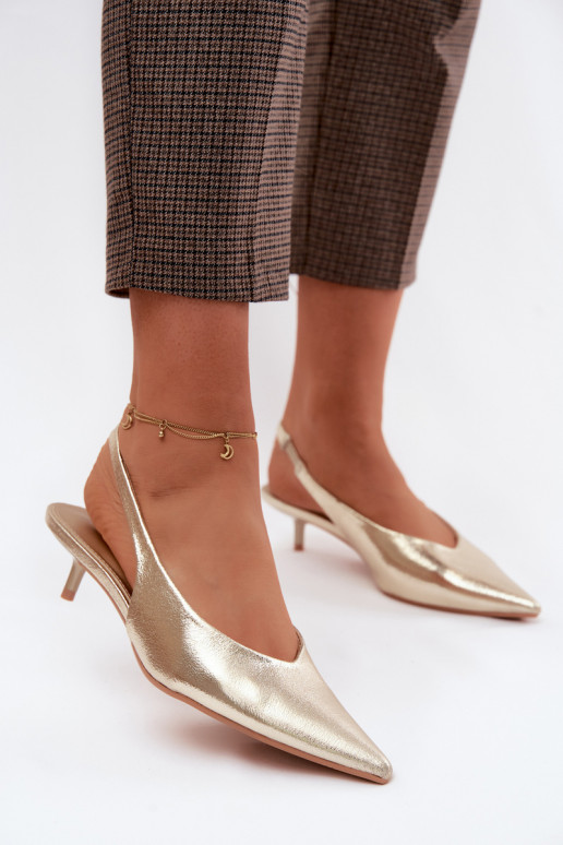 Sandálias femininasImitacji Skóry com salto cor dourada Averelle