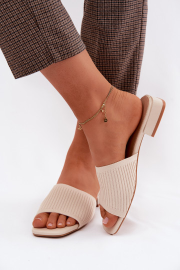  Chinelos femininos com salto largo cor de marfim Belissea 2