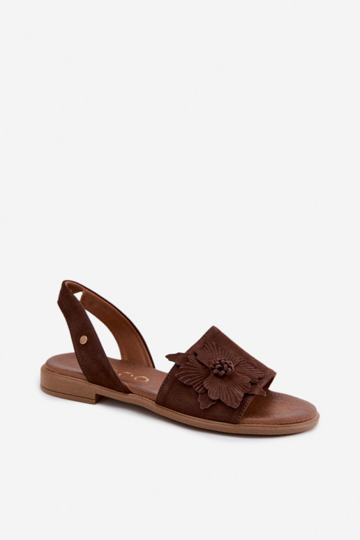 Sandálias de camurça com saltos largos e flores decorativas Zazoo 407471 em chocolate