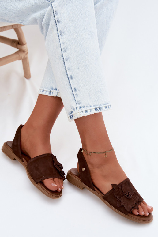 Pele Sandálias de camurça com salto largo Com decorações Uma flor Zazoo 407471 CzekoladoParae