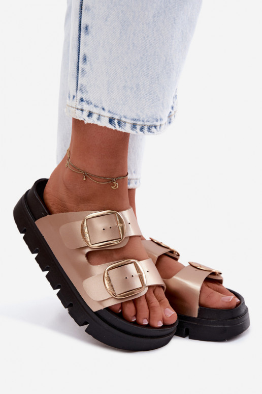 Chinelos femininos com plataforma e fivelas Lee Cooper LCIN-26-35-4462L em dourado