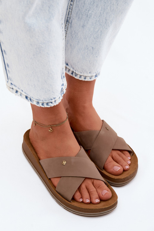 Pele Chinelos femininos de camurça Tem que serciejka P7504-04 bege