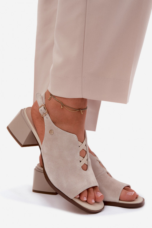 sandáliasHabilitadoturalnego de camurçau com salto Tem que serciejka K7521-22 cor de marfim