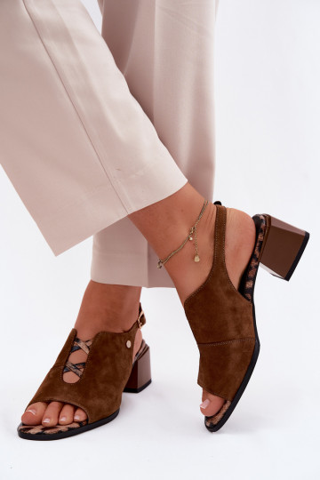 sandáliasHabilitadoturalnego de camurçau com salto Tem que serciejka K7521-14 cor marrom 2