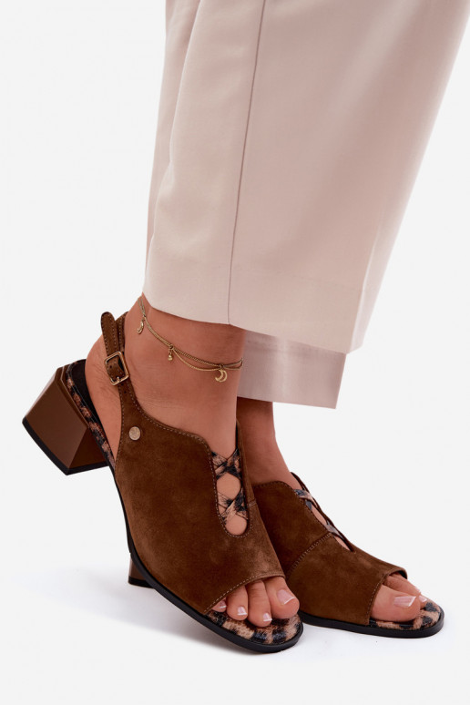 sandáliasHabilitadoturalnego de camurçau com salto Tem que serciejka K7521-14 cor marrom