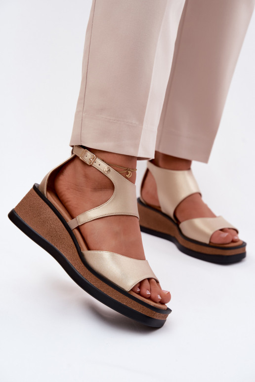 Pele Sandálias plataforma Tem que serciejka K7471-26 cor dourada