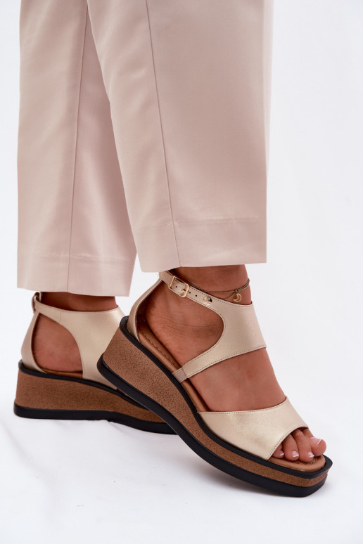 Pele Sandálias plataforma Tem que serciejka K7471-26 cor dourada