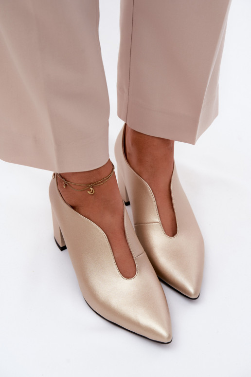 Pele sapato Feminino com salto Tem que serciejka K7469-26 cor dourada