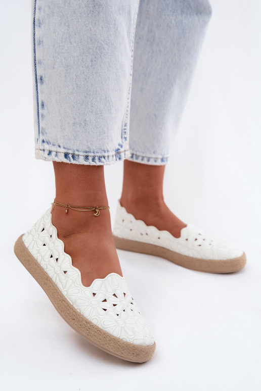 Espadrilhas com elementos recortados e flores na cor branca Merivelle