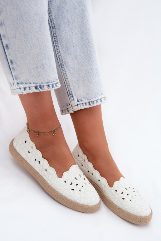 Espadrilhas com elementos recortados e flores na cor branca Merivelle