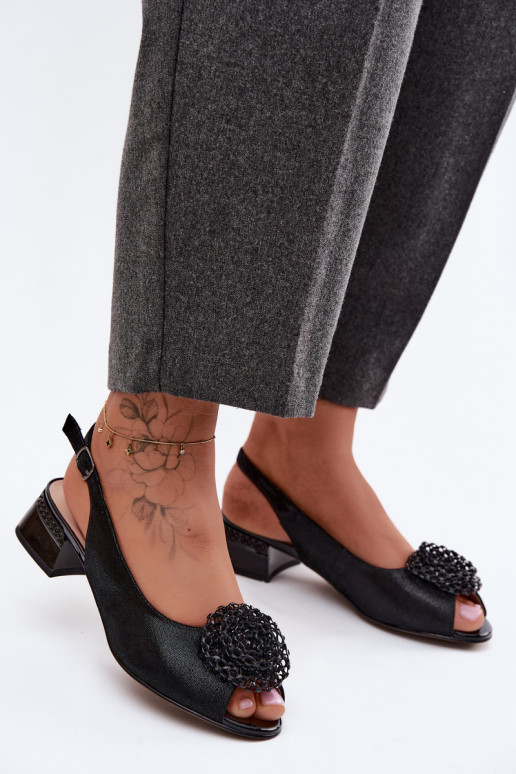 Sandálias femininas Feminino Klocke com enfeites D&A CR61-3030 cor preta