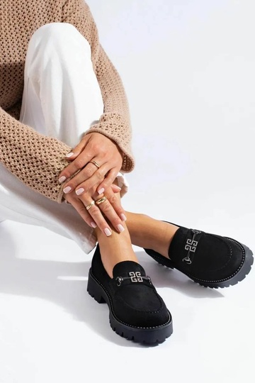 Mocassins com salto maciço... 2