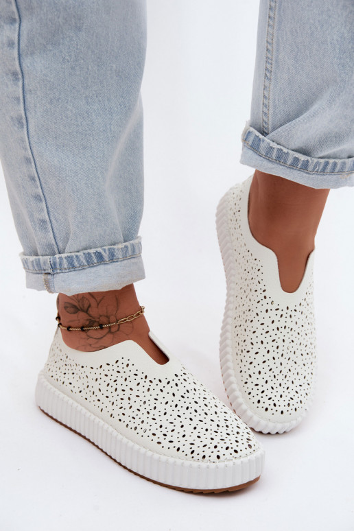 Sapatos slip-on com elementos de renda e plataforma em branco Glamma