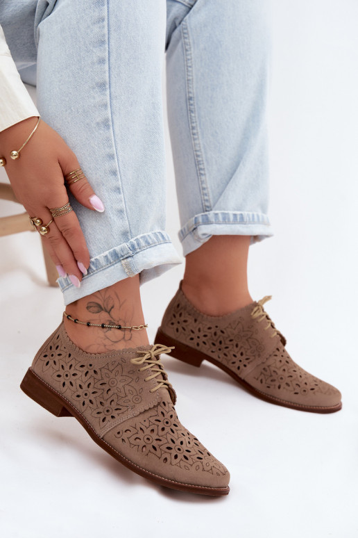 Pele de camurça sapato Feminino com elementos abertos com salto largo Zazoo 4156 cor capuccino