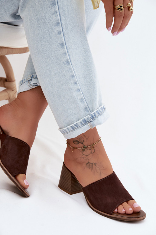 Pele Chinelos femininos de camurça com salto Zazoo 40519 CzekoladoParae