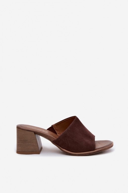 Pele Chinelos femininos de camurça com salto Zazoo 40519 CzekoladoParae