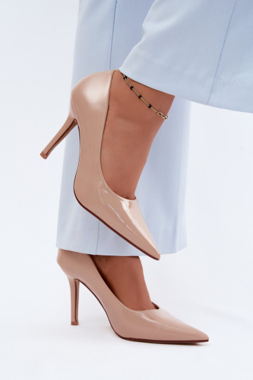 Sapatos de salto clássicos em couro sintético bege Odira