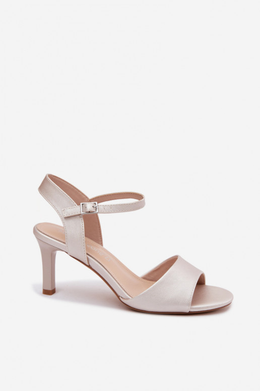 Sandálias femininas Habilitado Smukłym Obcasie Sergio Leone SK347 cor prata