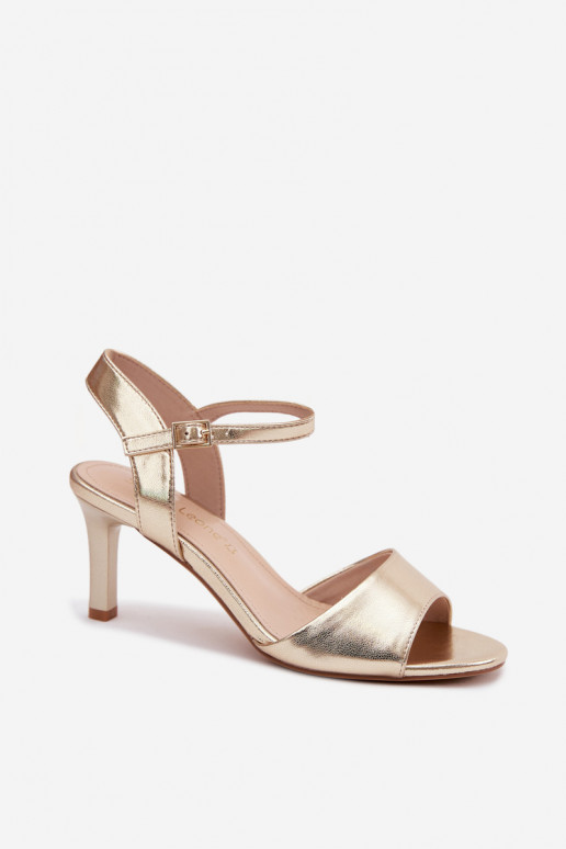 Sandálias femininas Habilitado Smukłym Obcasie Sergio Leone SK347 cor dourada