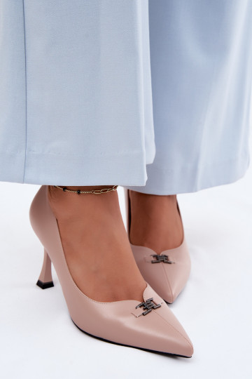 Sapatos de salto alto com detalhes decorativos Vinceza 62291 cor areia