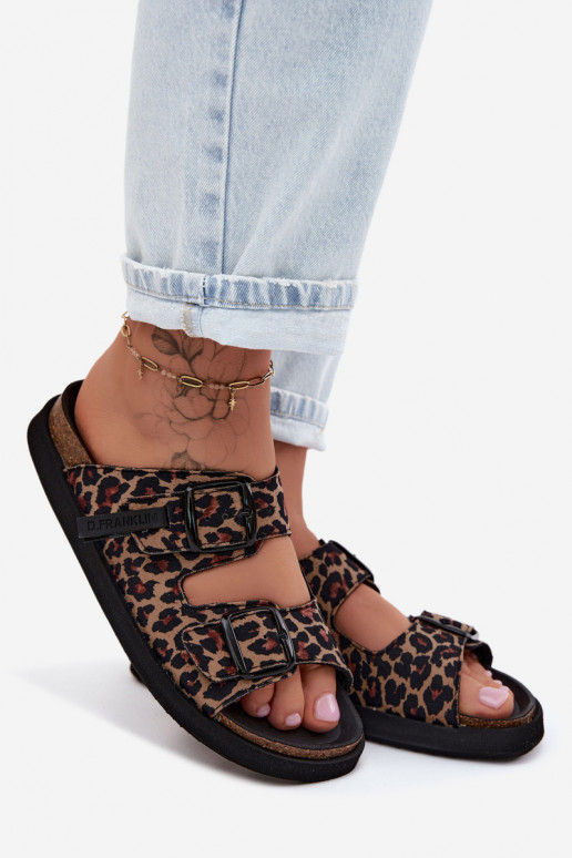 Chinelos femininos com fivelas com uma plataforma D.Franklin DFSH407011 com padrões de pele de leopardo
