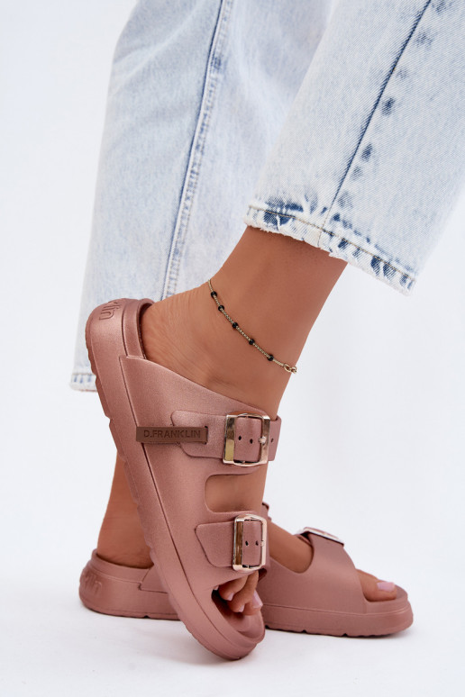 Chinelos leves Chinelos femininos com fivelas D.Franklin DFSH413002 cor ouro rosa