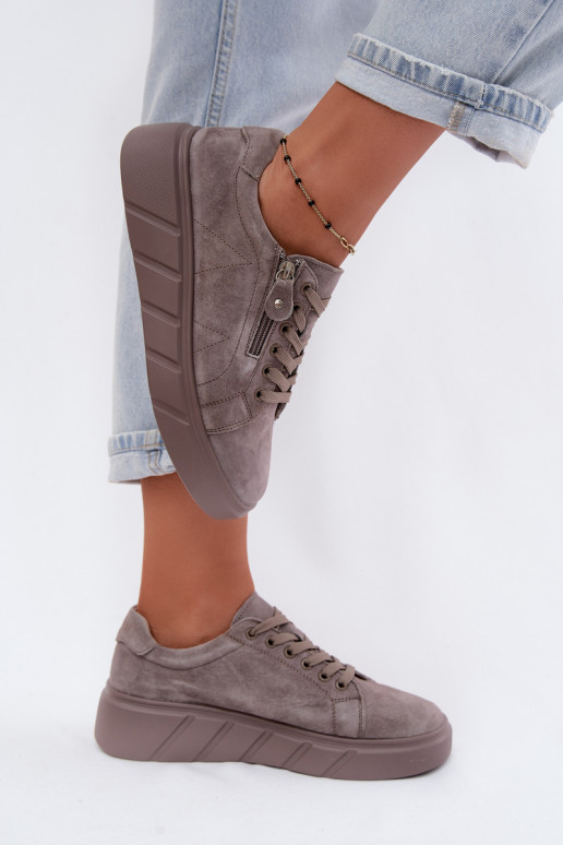 Sapatos femininos de plataforma em camurça sintética na cor areia Luna