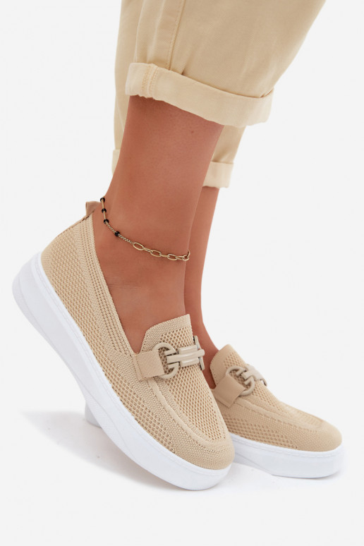 Sapatos femininos de plataforma com ornamentos na cor areia Freshy