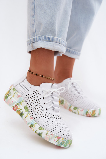 Sapatos de couro femininos com elementos recortados em plataforma na cor branca Artiker 54C1604 2