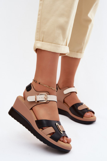 Sandálias femininas cor areia-preto com plataforma e tiras Artiker 58C0316 2