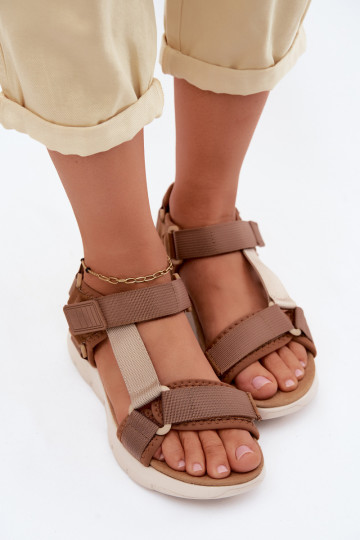 Sandálias femininas marrons de estilo esportivo Artiker 58C1231