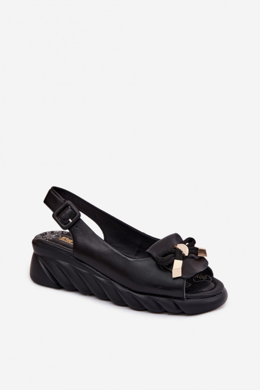 Sandálias femininas Feminino com uma plataforma com enfeites Artiker 58C0055 cor preta