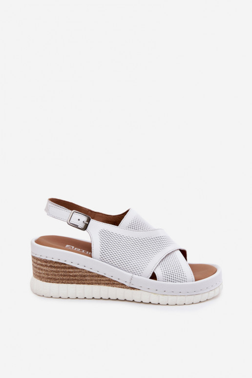 Sandálias femininas com uma plataforma couro natural Artiker 58C3145 cor branca
