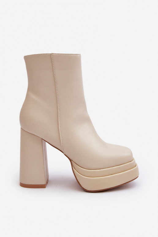 Botins cor marfim com plataforma Sandstra