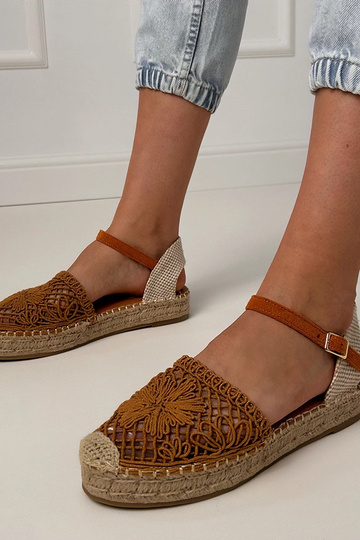Sandálias de espadrilha perfuradas na cor marrom Santos