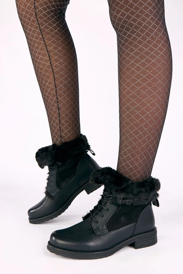 Botins pretos com atacadores e pelo Joyca 2