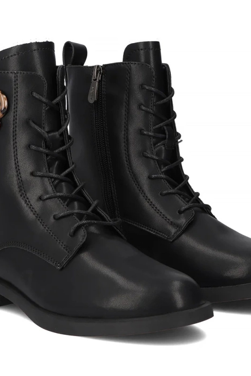 Botins pretos de couro natural, decorados com estampa de pantera Ricka