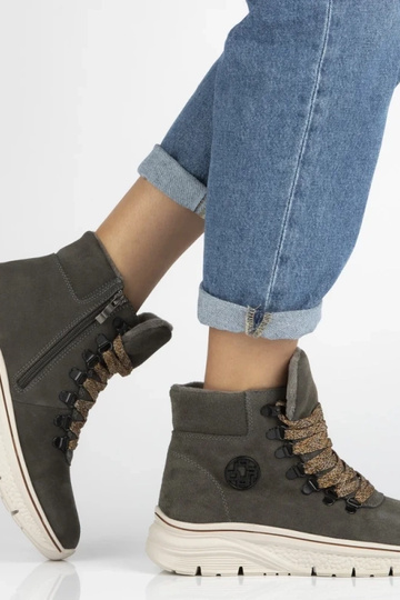 Botins cinzas de camurça natural com cadarços decorativos Grega 2