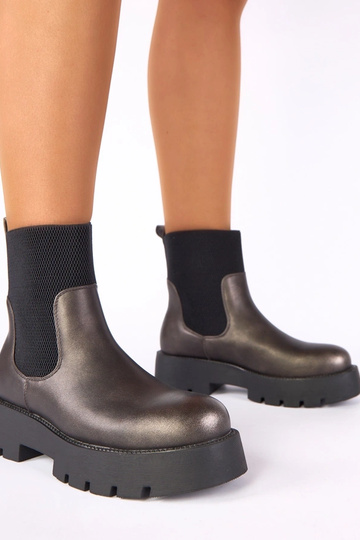 Botins metálicos em plataforma com cano elástico Berniece 2