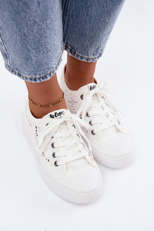 Sapatos casuais brancos com plataforma e elementos recortados Lee Cooper LCIN-26-44-4485