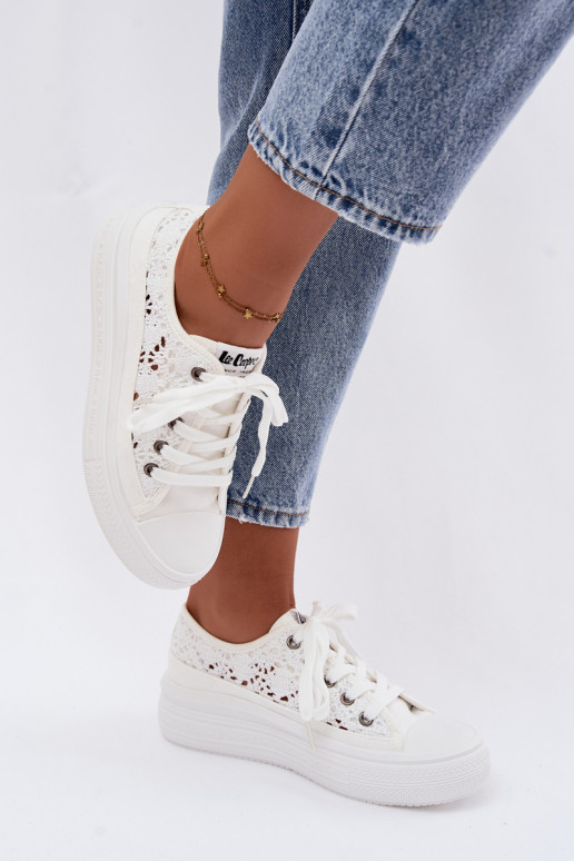 Sapatos casuais brancos com plataforma e elementos recortados Lee Cooper LCIN-26-44-4485