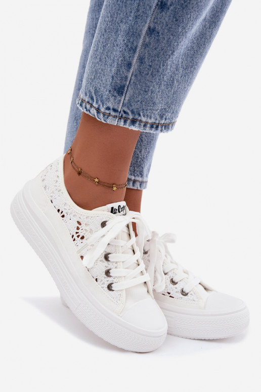 Sapatos casuais brancos com plataforma e elementos recortados Lee Cooper LCIN-26-44-4485
