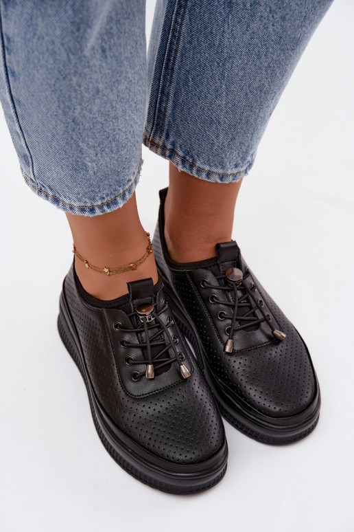 Sapatos negros femininos com plataforma e perfuração Dalila
