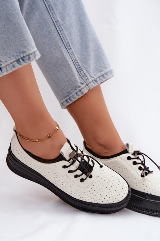 Sapatos brancos femininos com plataforma e perfuração Dalila